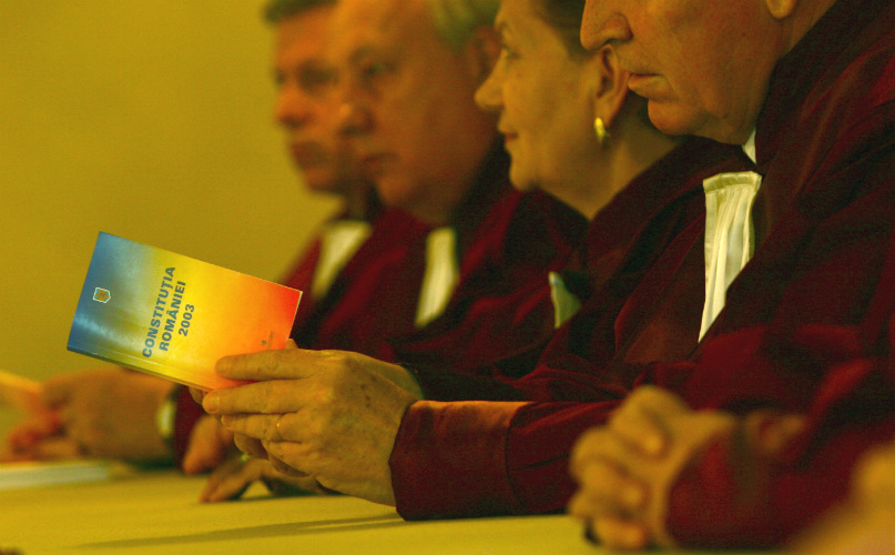 CCR a jucat după partitura PDL-Băsescu