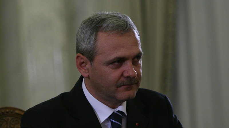 Dragnea vrea să se ducă la Băsescu să-i dea raportul despre regionalizare