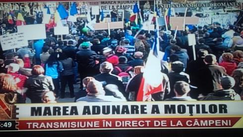 Marea adunare a moților  împotriva proiectului minier de la Roșia Montană