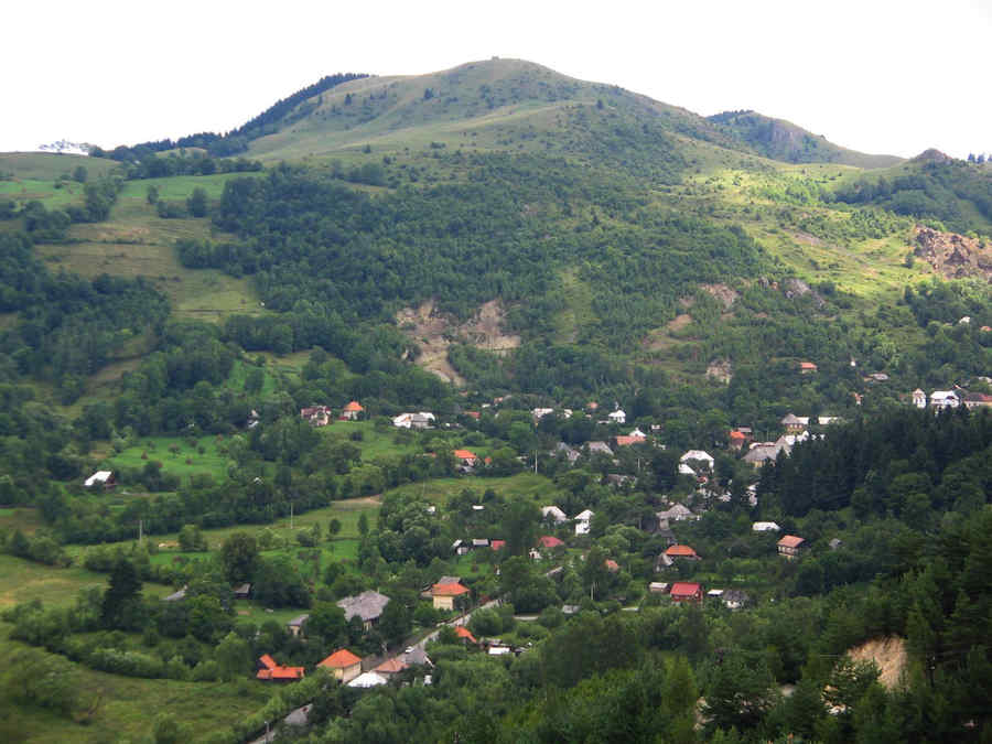 Patrimoniul natural şi cultural al României, dat pentru un blid de linte