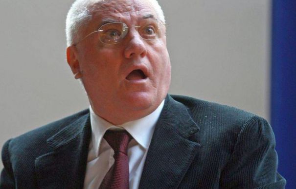Sechestru pe imobile ale lui Dumitru Dragomir