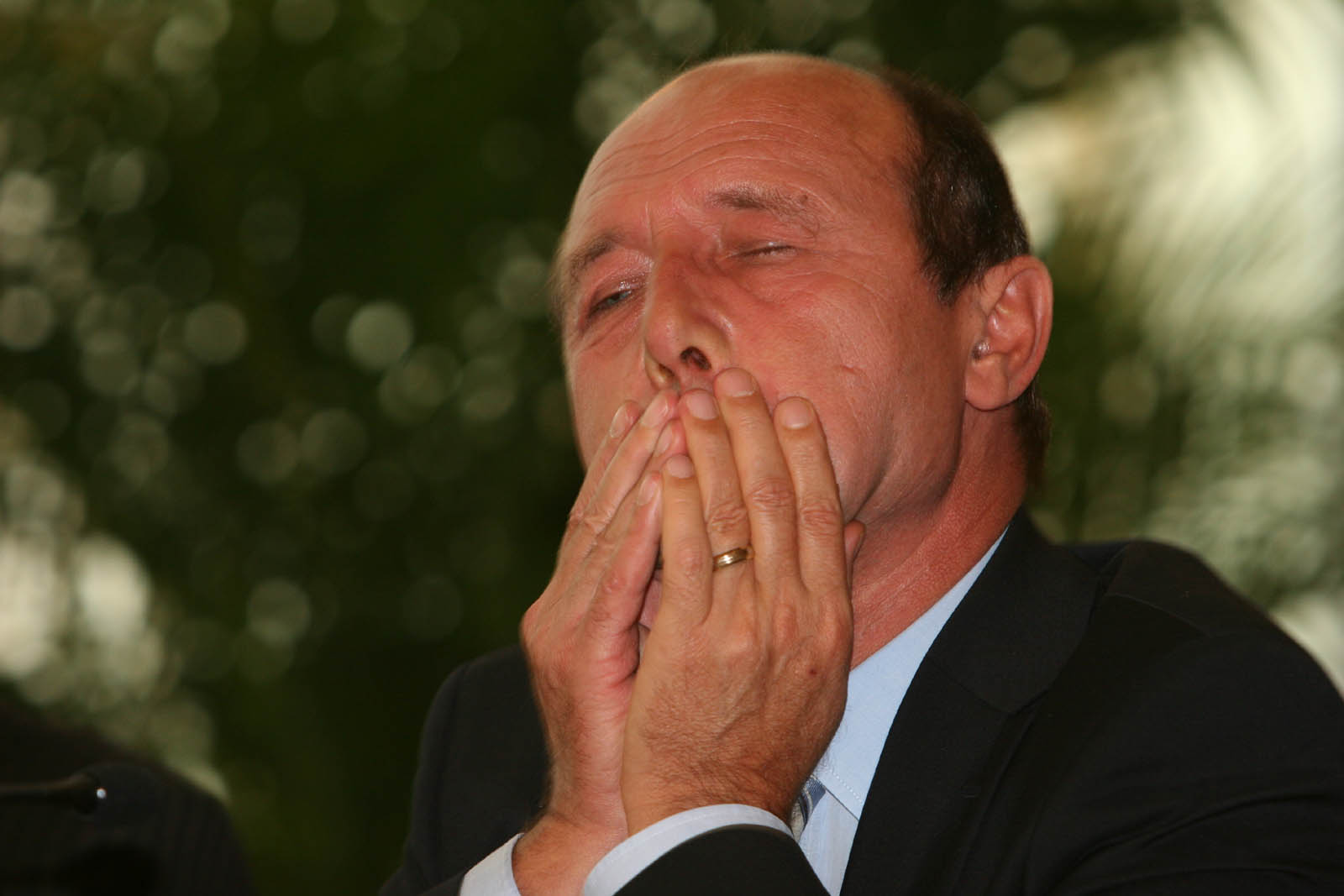 Ce ar face Băsescu dacă ar fi el tartorul!
