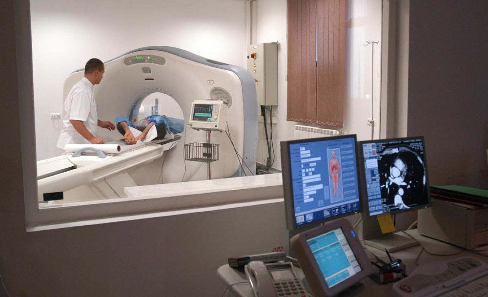 Război politic pe spitalele din PNRR