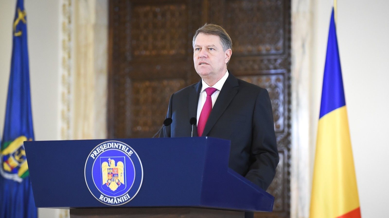 Cum se crede Klaus Iohannis buricul pământului