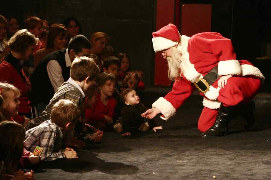 OMS: Care-i „cea mai bună opţiune” pentru Crăciun