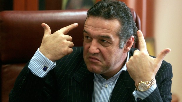 Becali: Mi-e scârbă de protestul ăsta. Nu trebuie să luăm apărarea unui arab