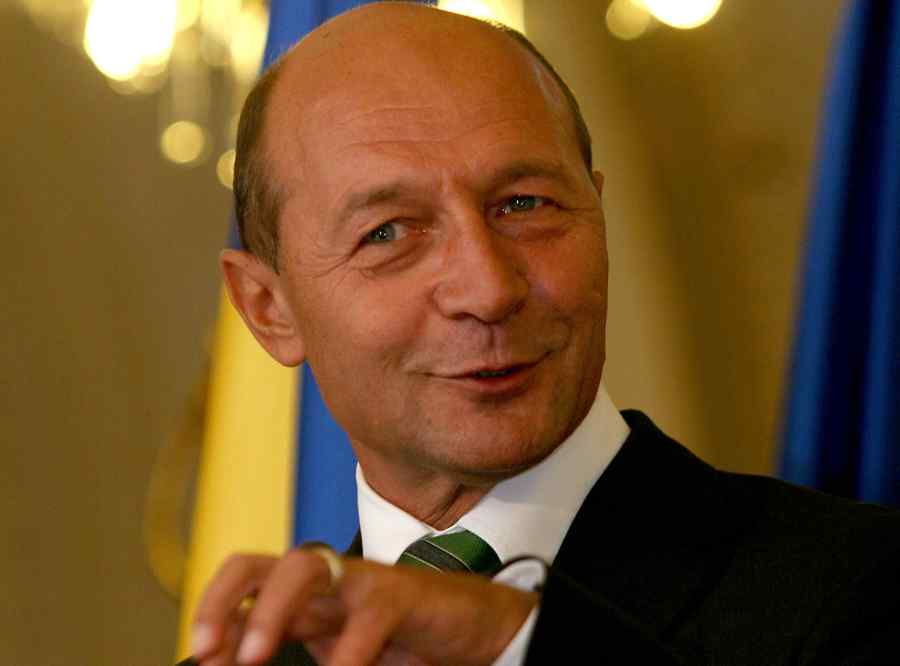 Traian Băsescu se laudă din nou că a dat afară 200.000 de bugetari