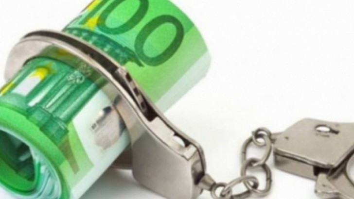 ANAF te recompensează dacă îţi pârăşti vecini rău platnici sau evazionişti