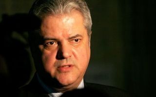 Năstase anunță că a învăţat după gratii ce înseamnă… „șmen”