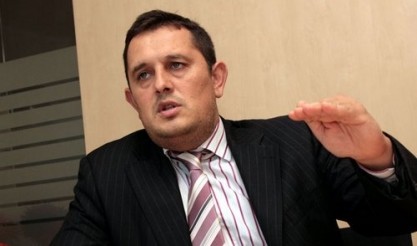Avocații de la S.C.A. „Piperea şi Asociaţii” merg în instanță cu păgubiții lui Sima
