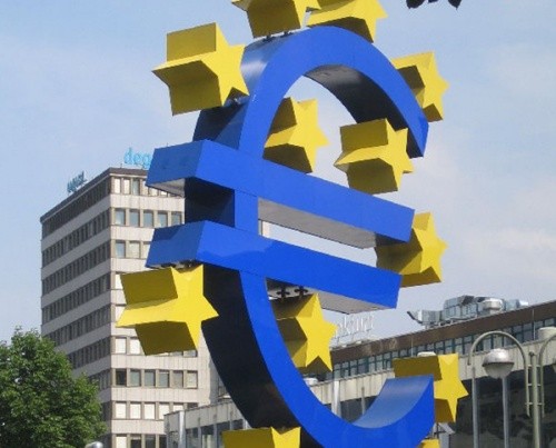 Risc major de fraudă pentru 98% din fondurile UE absorbite de guvernul Boc