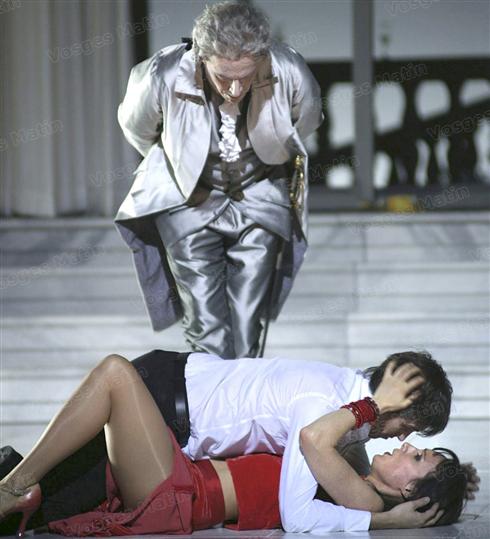 De la cinema la Operă