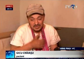 A stat trei ani cu două pense medicale uitate în abdomen