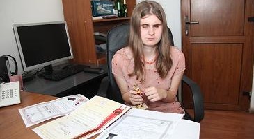 „Din păcate, în concepţia societăţii româneşti porneşti cu handicap din start”