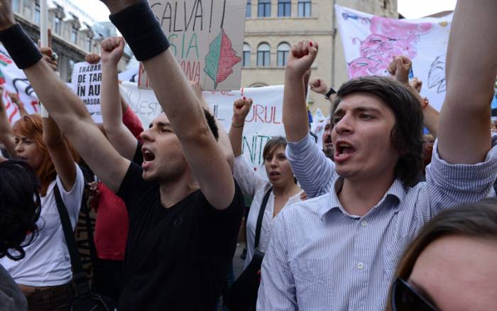 Scrisoare către clasa politică şi societatea civilă