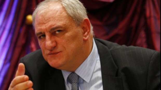 Curtea de Apel Bucureşti ridică sechestrul pe averea lui Tender