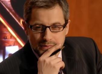 „Naşul” Radu Moraru dă televiziunea pe politică