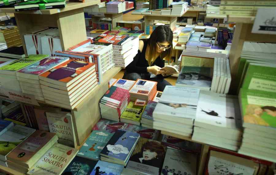 Timbrul cultural care reinventează cenzura