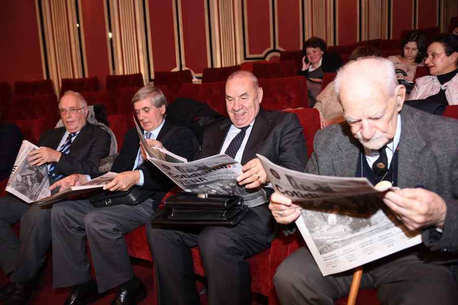 Dezbatere Cotidianul.ro despre blocajul României şi reconcilierea naţională