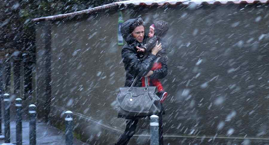 Vremea se schimbă radical: Unde revine iarna