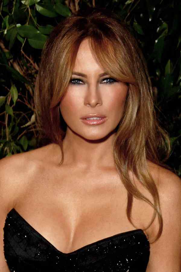 Calvin Klein, dispus să fie designerul Melaniei Trump