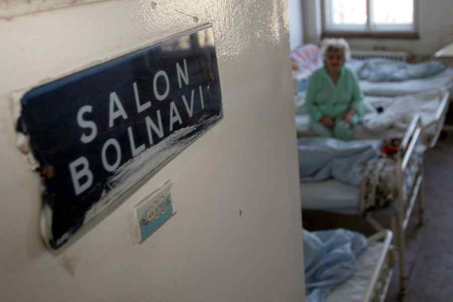 Cuptor în saloane: Pacienți „tratați” la 35 de grade