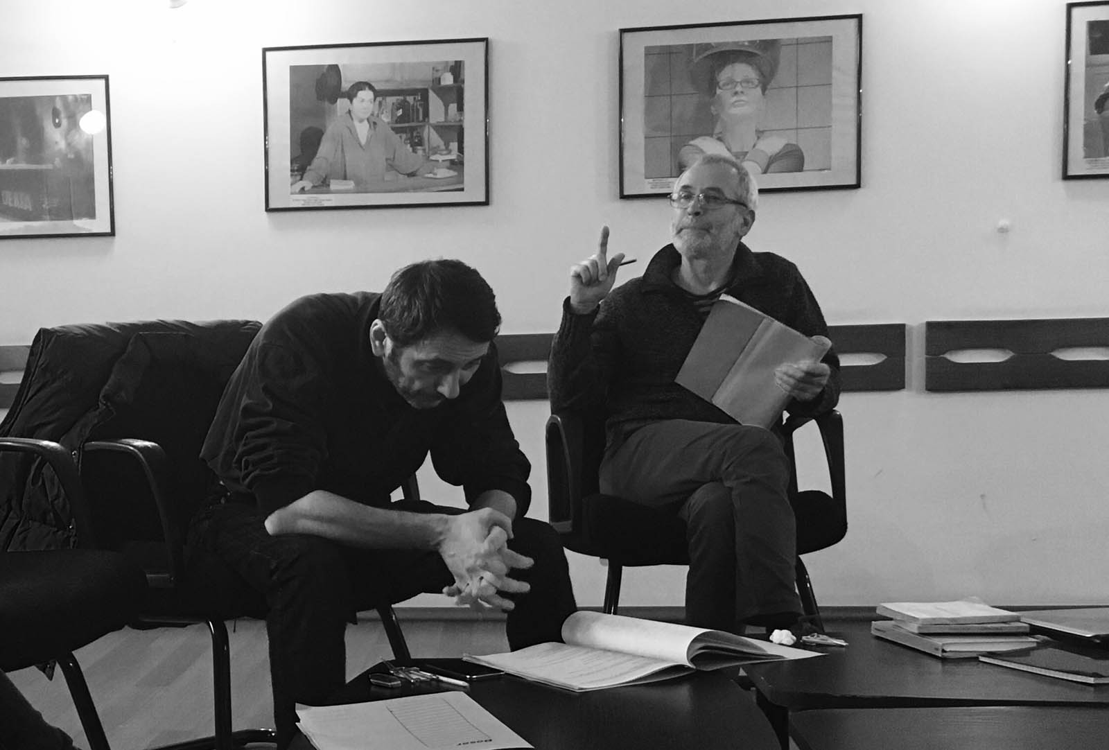 Minciuna ca tur de forță clasic