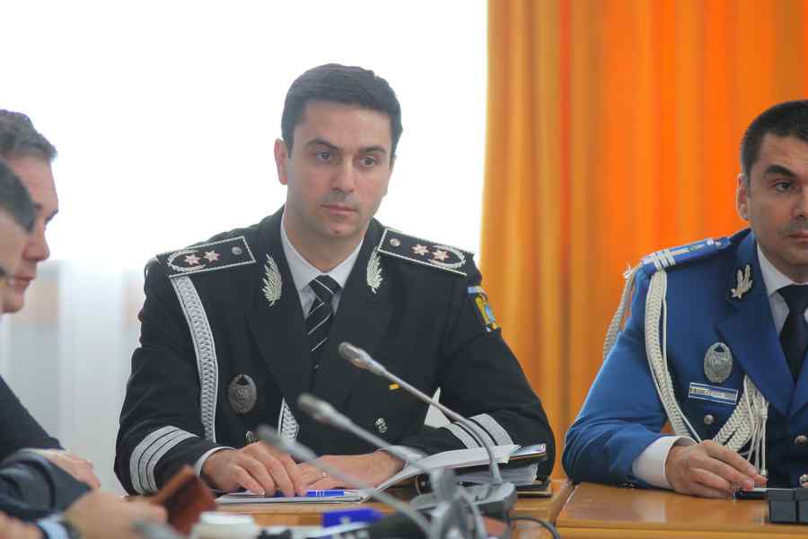 Misterioasa înlăturare a șefului DGA