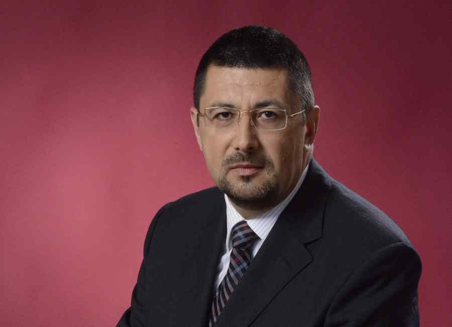 Şeful Casei Naţionale de Asigurări de Sănătate a demisionat după doar trei luni