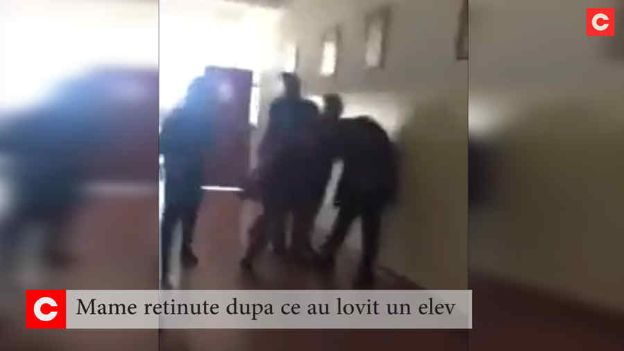 Constanţa-Mame reţinute, după ce au bătut un copil pe holurile şcolii