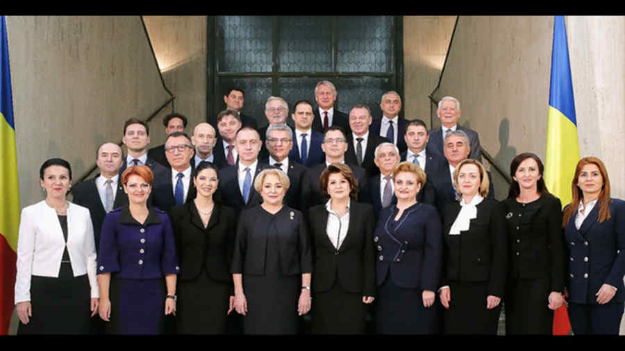 Steagul UE, lipsă în poza oficială