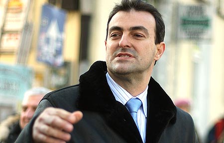 Apostu, la primul termen al procesului în care este judecat pentru corupţie