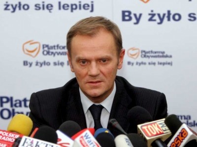 Polonia îngheaţă ratificarea acordului ACTA