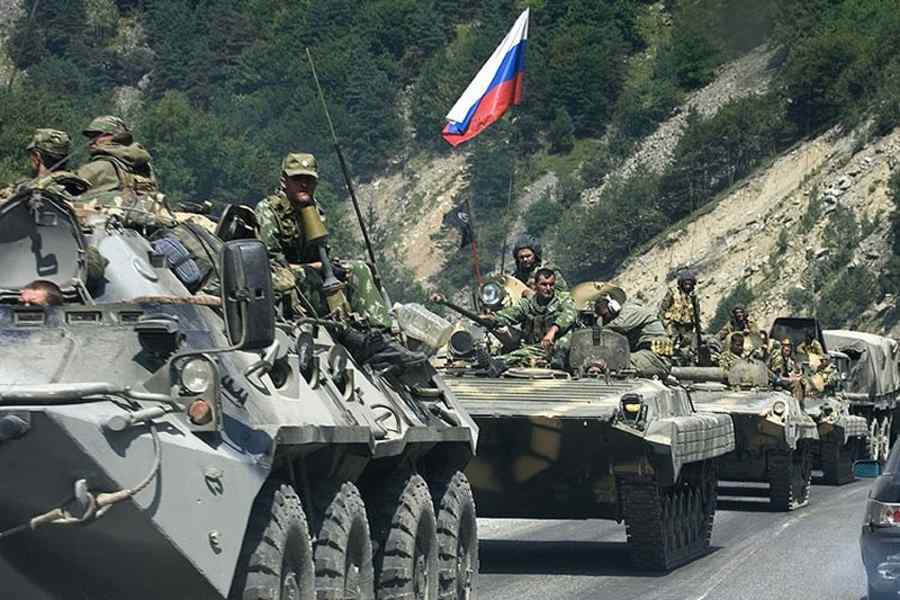 Rusia desenează harta războiului din Iran