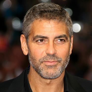 Clooney vrea să strângă 12 milioane de dolari pentru campania lui Obama