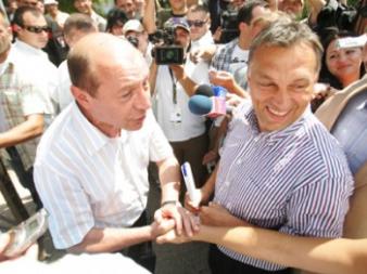 Băsescu e complicele lui Orban într-un joc extrem de periculos