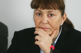 Monica Macovei și-a falsificat CV-ul pe blog