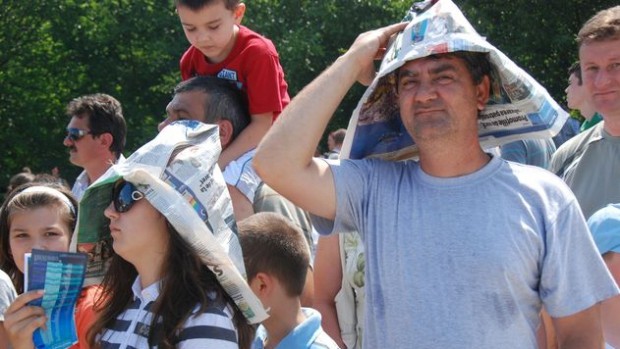 Trei zile de foc, cu maxime de peste 35 de grade