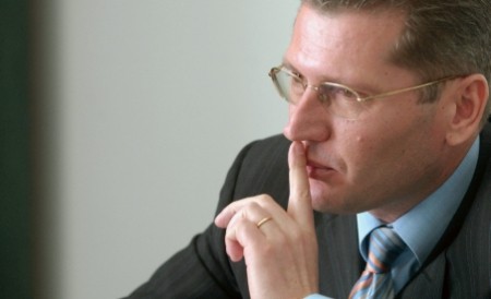 România riscă sancţiuni de zeci de milioane de euro după neregulile la contractele lui Negoiţă