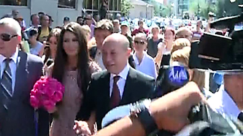 Traian Băsescu, huiduit ca Dinu Păturică