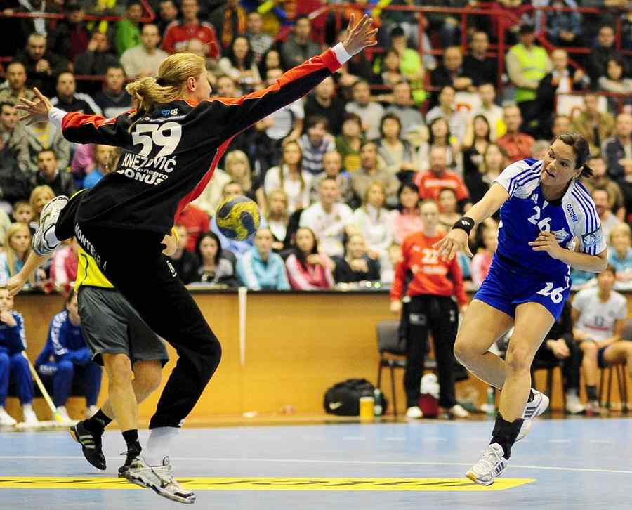 Primăria Bucureşti va sponsoriza echipa de handbal Oltchim Râmnicu Vâlcea