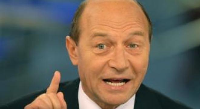 Băsescu, propagandă electorală pe modelul lui Dan Diaconescu „USL şi PDL, aceeaşi mizerie”