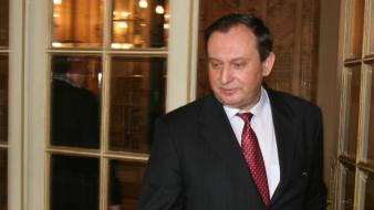 Comisia juridică, aviz favorabil pentru cererea de încuviinţare a arestării deputatului Ion Stan