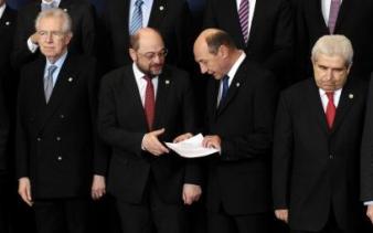 Antonescu: Nu am fost de acord cu semnarea pactului cu Băsescu, i-am spus şi premierului atunci