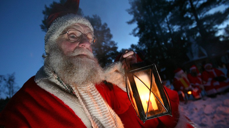 Traseul lui Moş Crăciun poate fi urmărit pe Internet