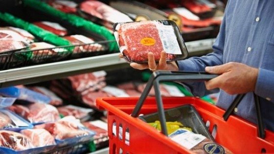 Carnea de cal etichetată drept carne de vită a ajuns în restaurante şi unităţi fast-food