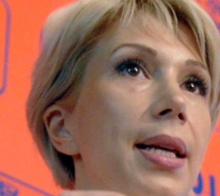 Turcan: Elevii ar trebui să înveţe comunicarea şi noţiuni de cultură politică