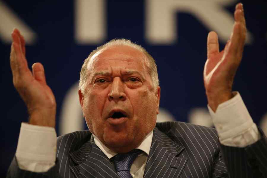 Război între oamenii lui Voiculescu. Mugur Ciuvică cheamă Fiscul