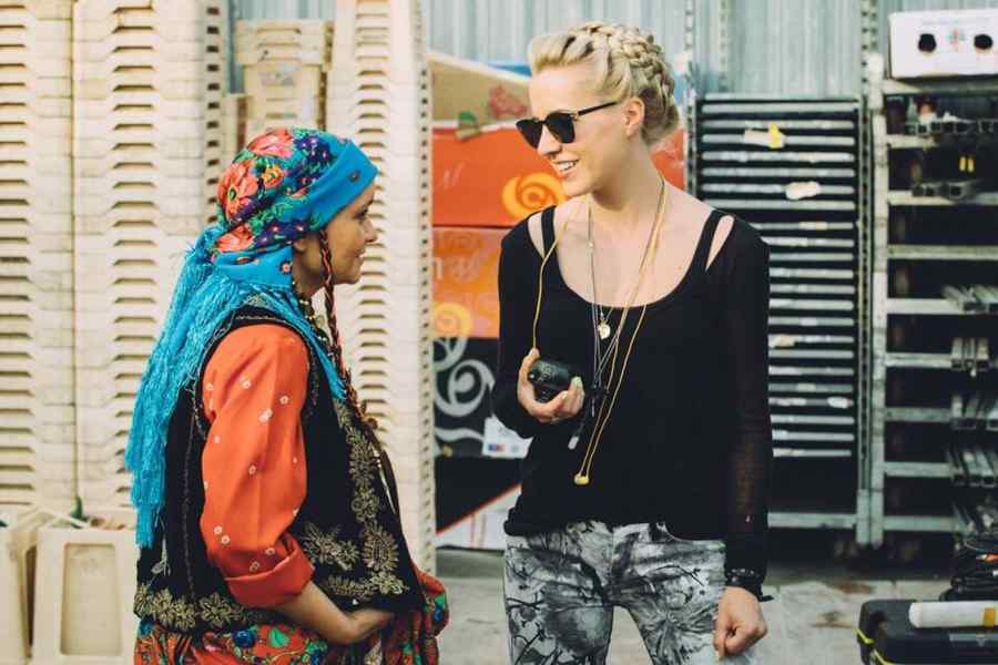 Sefie69, mai mulți spectatori decât „Pirates of Caribbean: At World’s End”