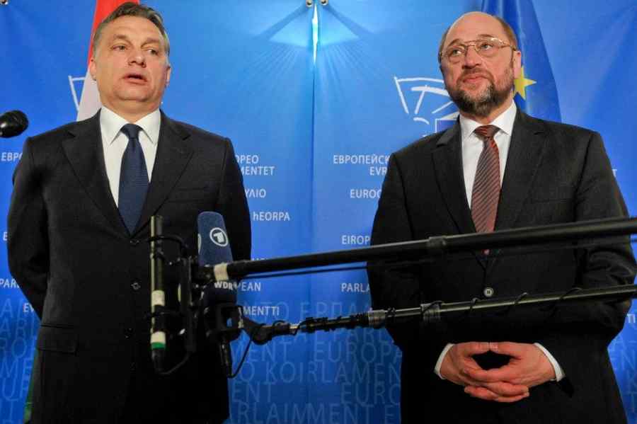 Martin Schulz: Viktor Orban se joacă  cu un principiu fundamental al UE